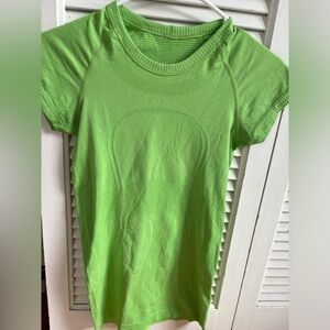 Women’s Lululemon Swiftly Tech